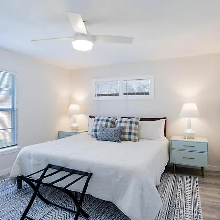 House In Mobile Newly Renovated! Quiet & Centrally Located! Extérieur photo
